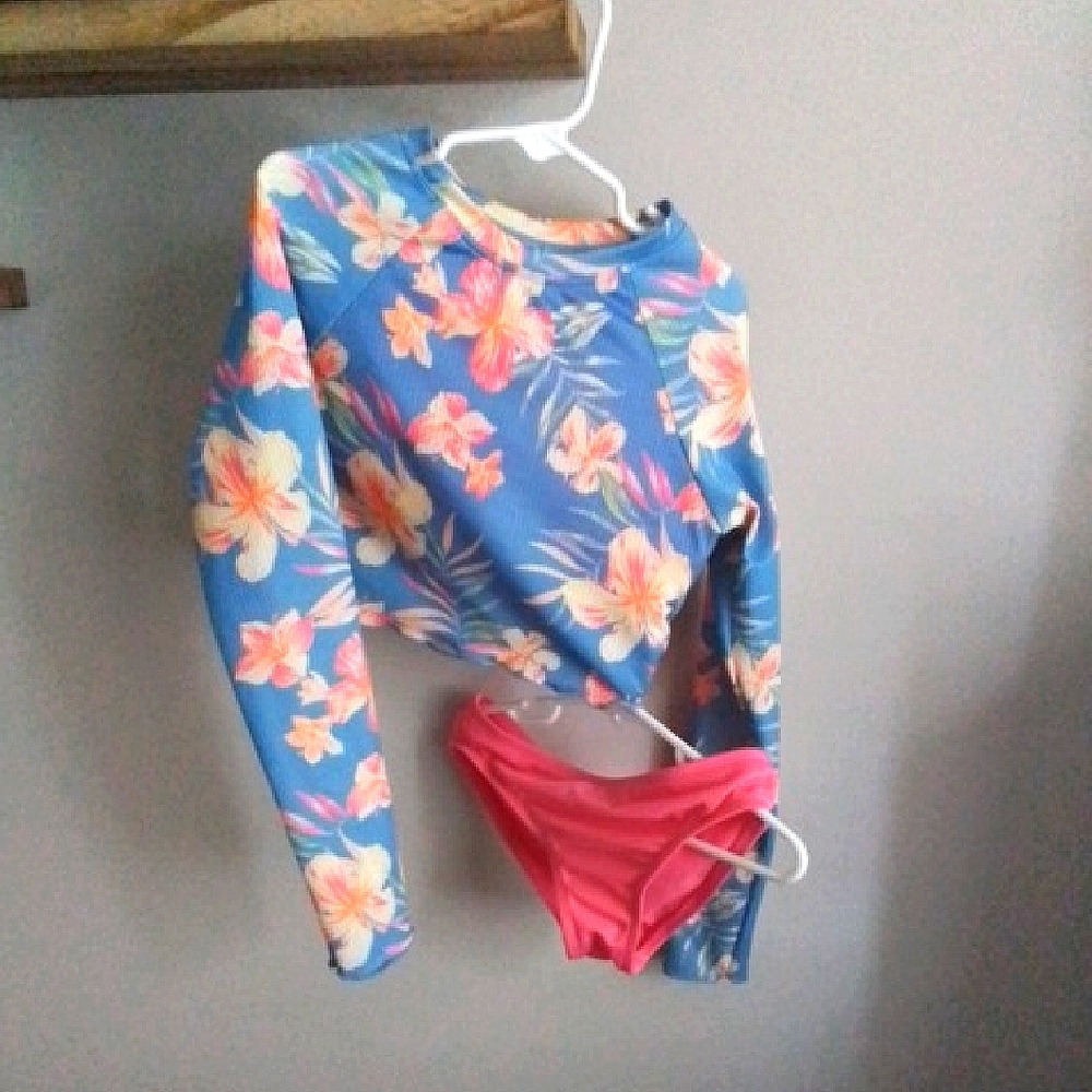 Wonder Nation Girls Floral Blue and Pink Rashguard Set